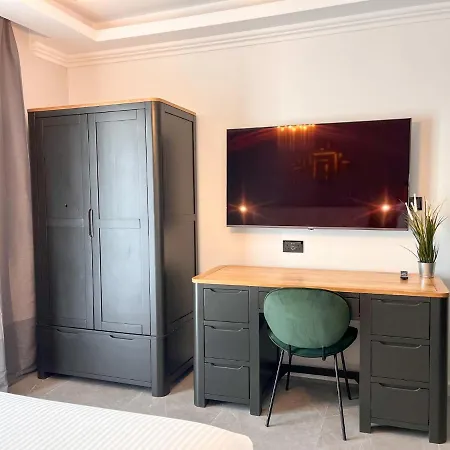 Apartahotel Sliema Studios 4*