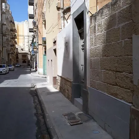 Sliema Studios 4*